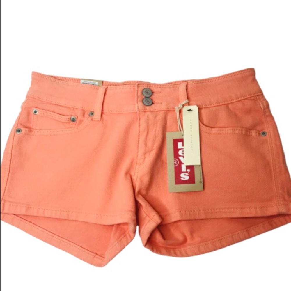 LEVI’S women’s shorts NWT. size 11 orange/salmon